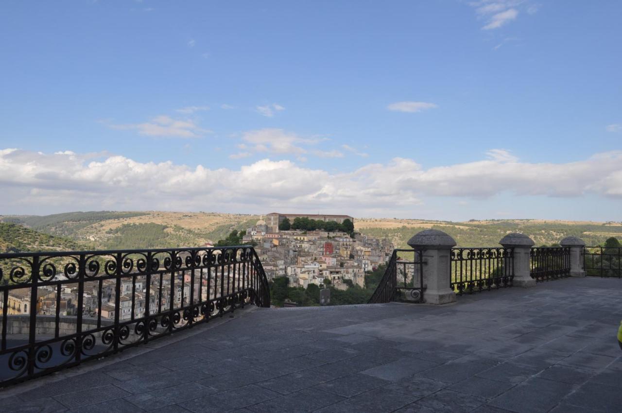 Udammusu34 Villa Ragusa Exteriör bild